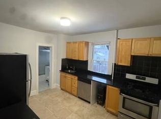 2F 214th Pl, Bayside, NY 11361