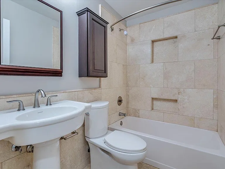 6530 Needham Ln — Photo 23