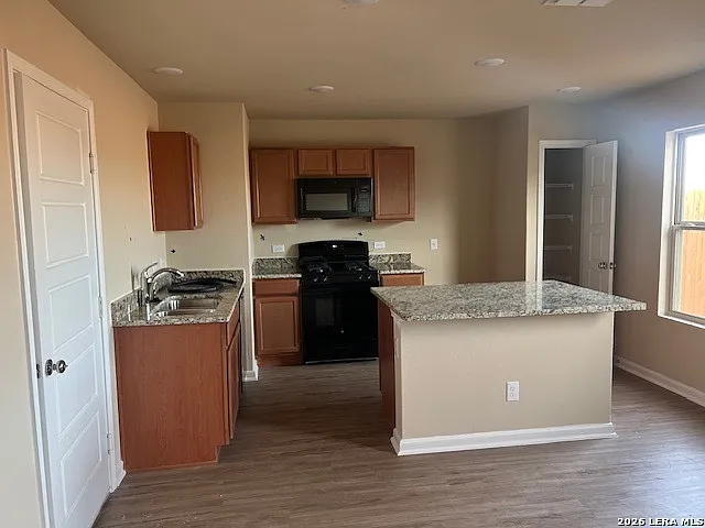 747 Retama Pass — Photo 2
