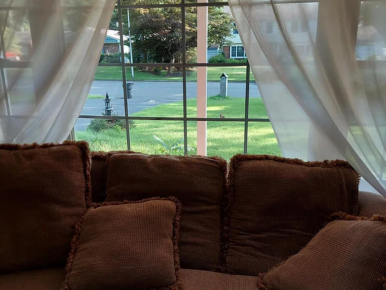 Stratton Ln — Photo 3