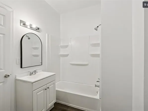 6004-06 Dauphine St, New Orleans, LA 70117