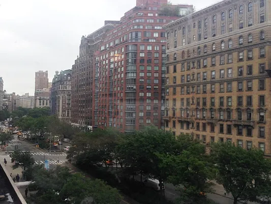 Rented by Sotheby's International Realty | media 23