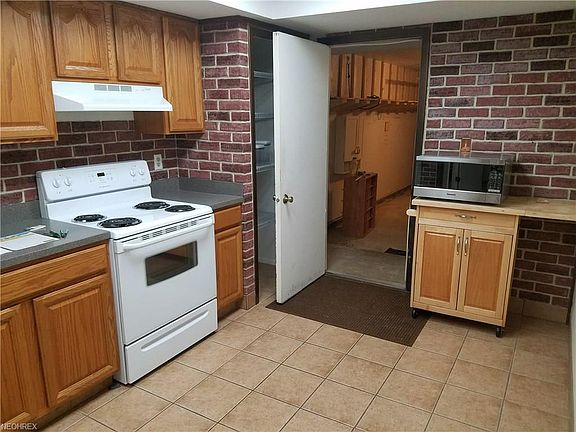 4th image of 11652 Club House Dr #25