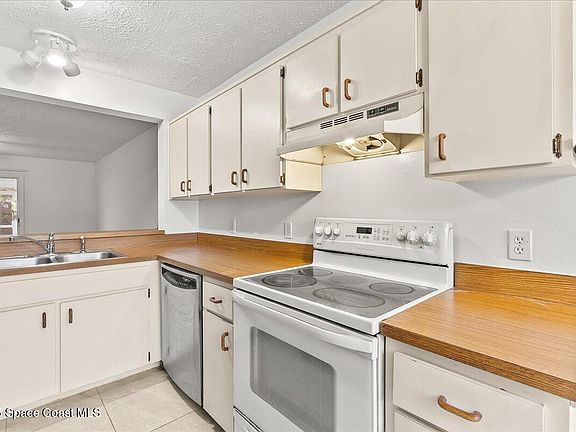 3rd image of 3481 Joe Murell Dr