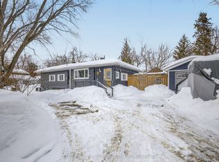 860 Adams Rd, Innisfil, ON L9S 4E1