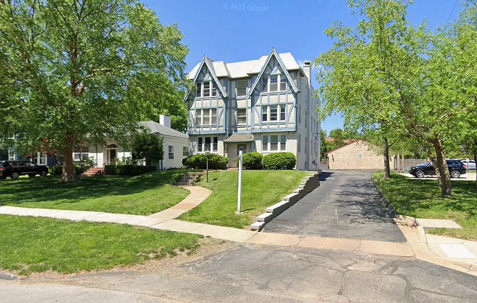 125 W Bodley Ave #1W