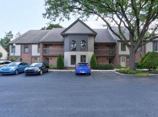 7 Amberley Way, Lititz, PA 17543