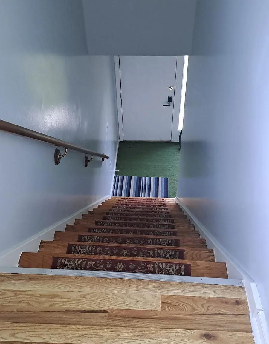 2 bed, 1.5 bath, 1275 sqft, $2,200 — Photo 3