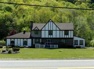 71 Russell Rd, Huntington, MA 01050