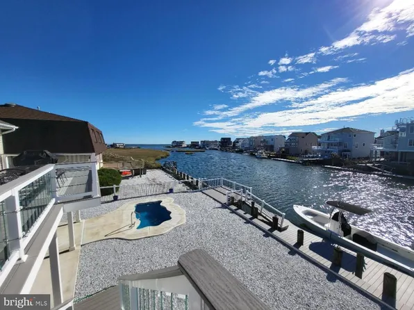 40 Louisiana Dr, Little Egg Harbor, NJ 08087
