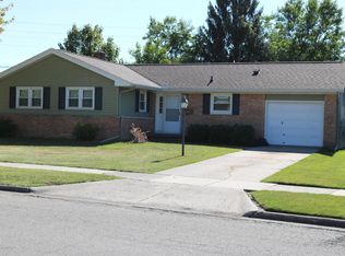 3517 Pickwick Pl, Lansing, MI 48917