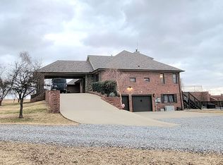 2323 Moffat Rd NW, Piedmont, OK 73078