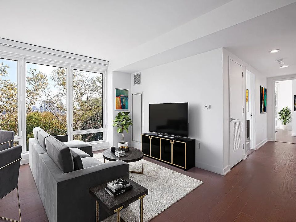 1st image of 400 W 113th St APT 330