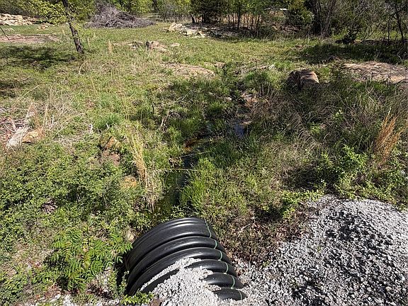 2nd image of 5 E 1150th Rd