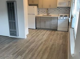 956 Woodside Rd #2, Redwood City, CA
