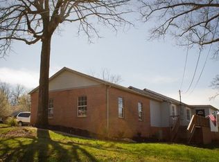 905 Huntington Farms Rd, Maryville, TN 37803