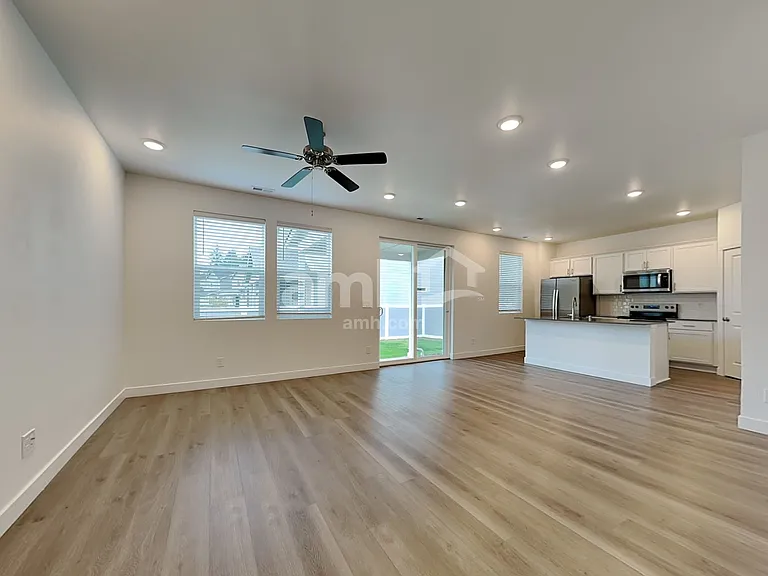 8002 Katriel Ct SW — Photo 7