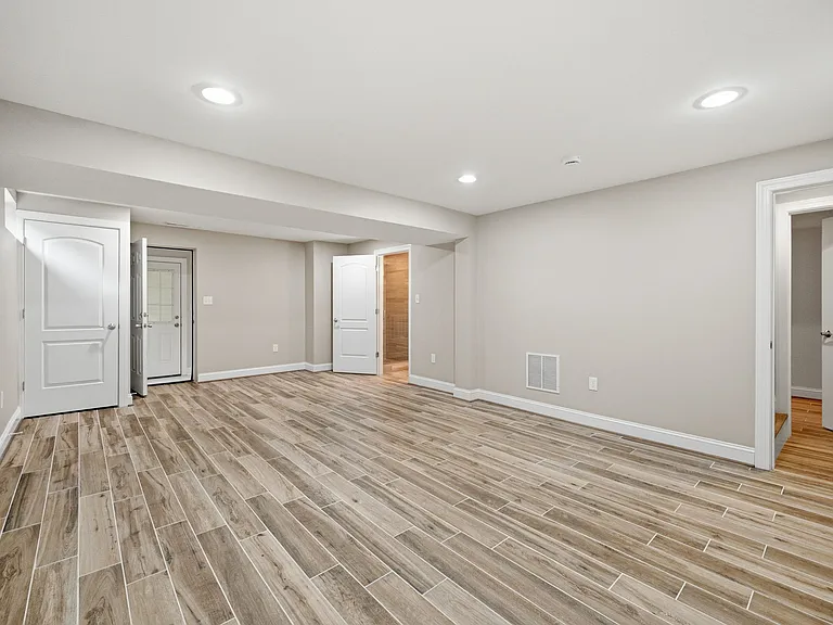 8474 Ararat Ct — Photo 27