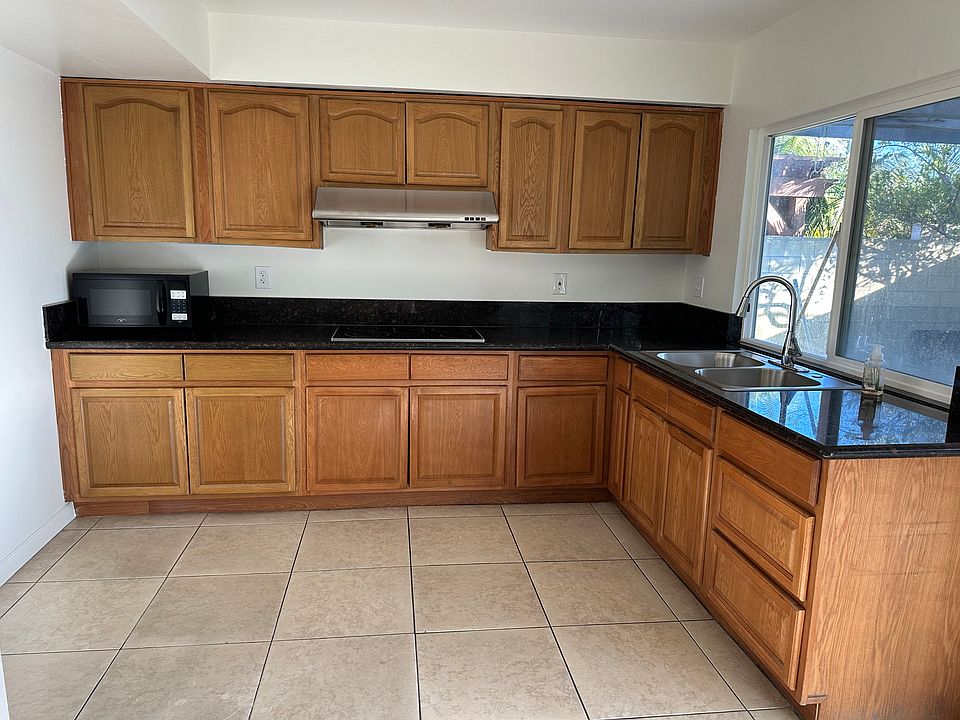 2nd image of 33121 Christina Dr