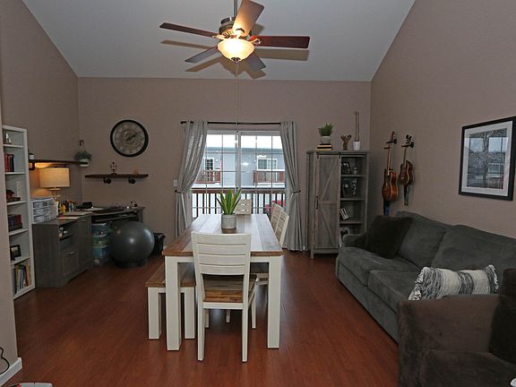 2nd image of 11286 Wood River Way