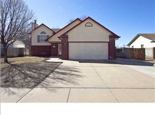 5327 S Stoneborough St, Wichita, KS 67217
