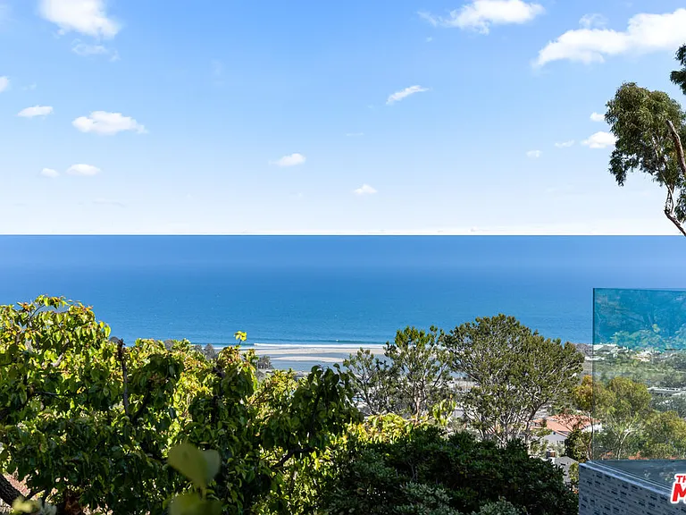 23812 Malibu Crest Dr — Photo 7