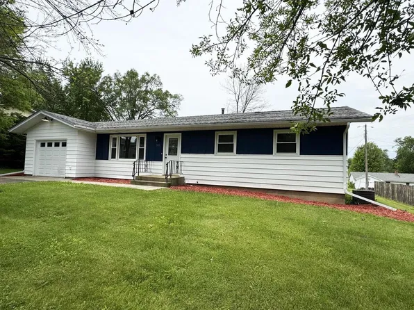 515 South Main Street, Markesan, WI 53946