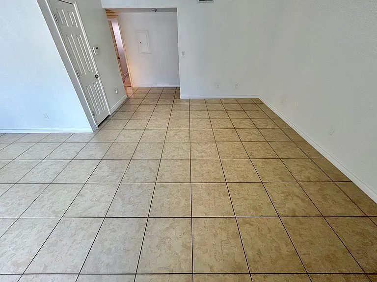 4965 Indian River Dr #105 — Photo 12