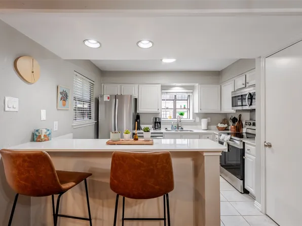 15221 Berry Trl APT 1201, Dallas, TX 75248