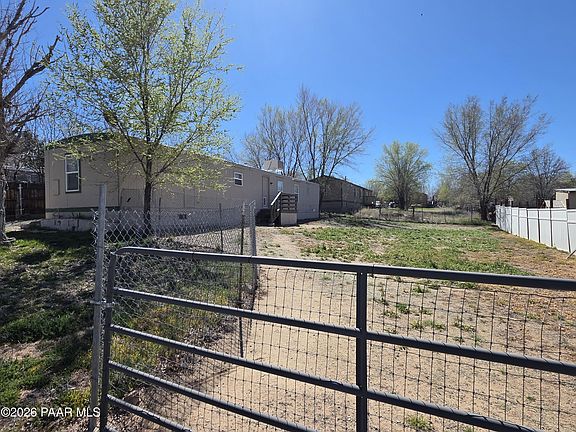 5th image of 1855 Donna Rd