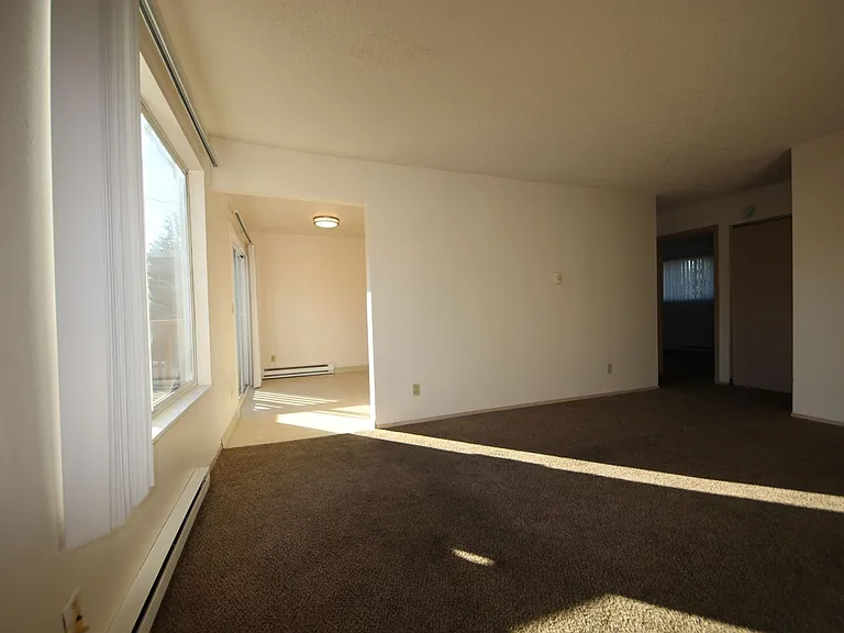 616 Molalla Ave — Photo 7