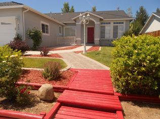 900 Vista Park Dr, Carson City, NV