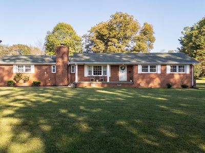 111 Elkins St, Estill Springs, TN, 37330