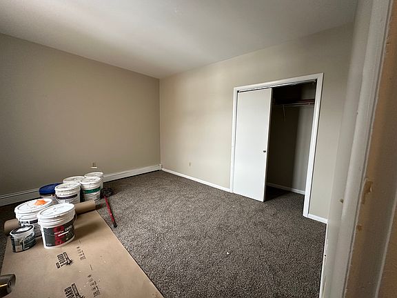 2nd image of 717 N Front St Floor 2