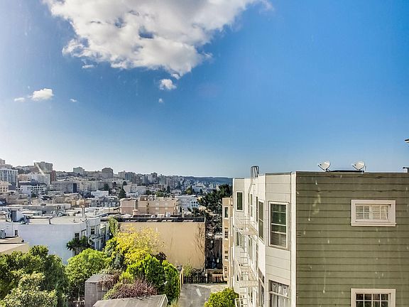 2nd image of 2235 Larkin St APT 4