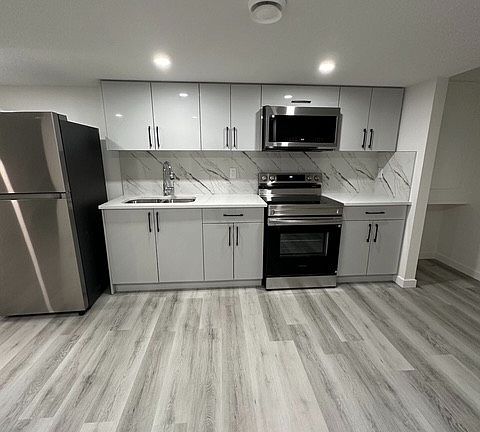 2nd image of 9846 225a St NW