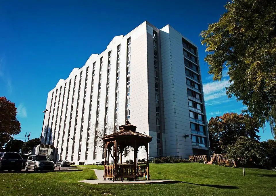 Trenton Towers Coop Senior Apartments 2645 Riverside Dr Trenton MI