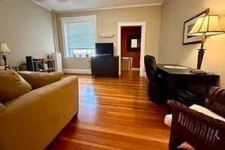 457 Washington St #8 — Photo 6