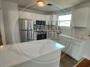 956 Kirk Rd, Williamstown, NJ 08094