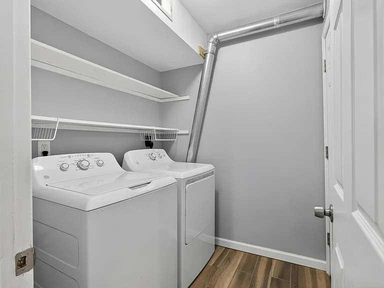 46 Village Dr — Photo 11