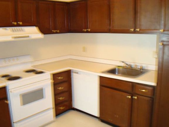 2nd image of 12852 Cara Dr