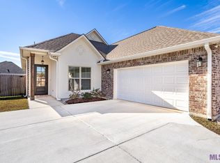 9992 Ashby Ln, Denham Springs, LA 70726