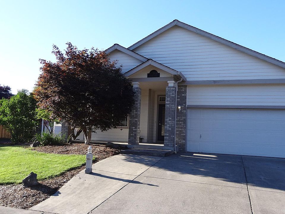 1st image of 17904 SE 13th Cir