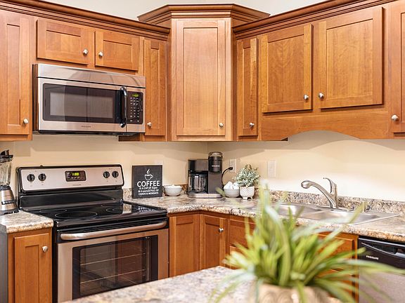 2nd image of 407 S Roan St #11302728