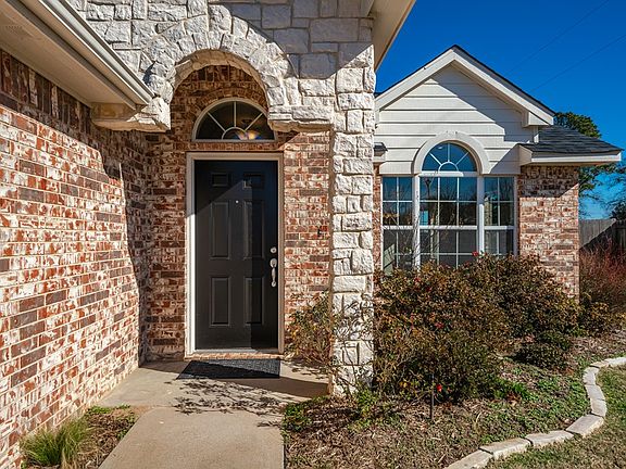 4th image of 120 Ocean Lake Dr
