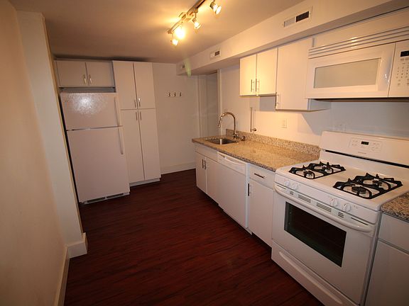 4th image of 17315 Madison Ave APT 1