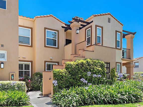 2nd image of 100 Verdin Ln