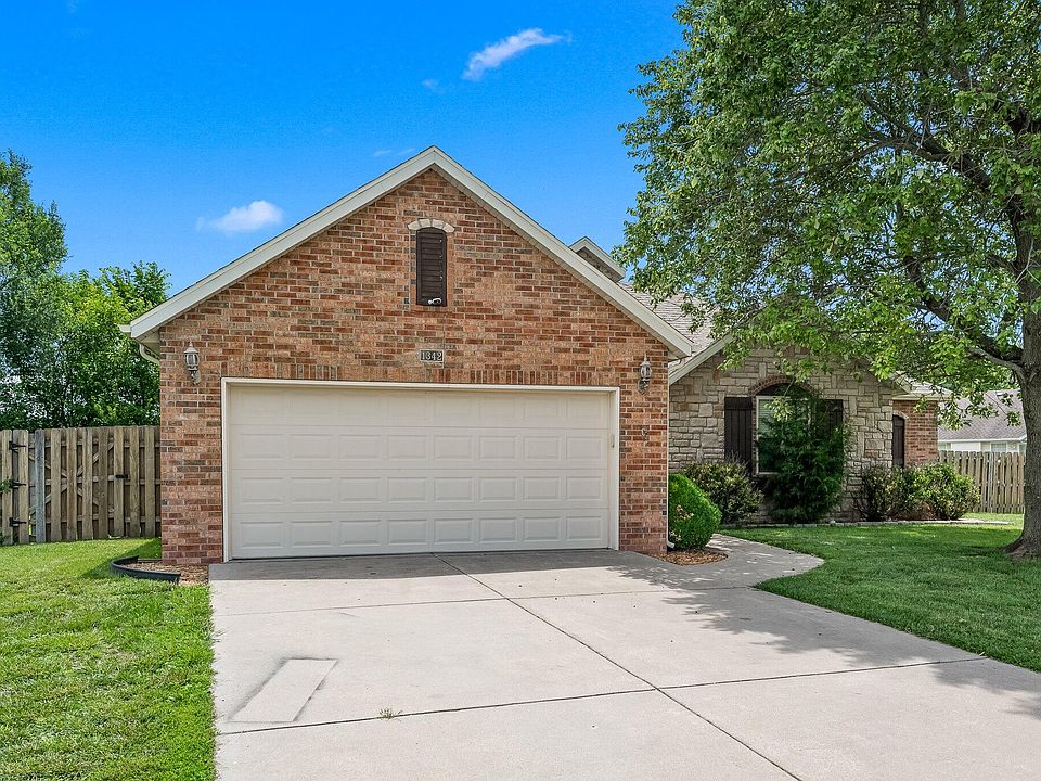 1342 W Durham Cir, Nixa, MO 65714 MLS 60245175 Zillow