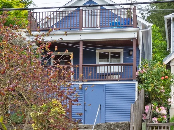 441 26th Avenue E, Seattle, WA 98112