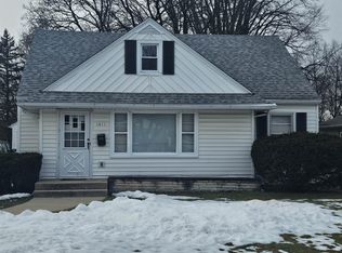 1411 26th St, Rockford, IL 61108